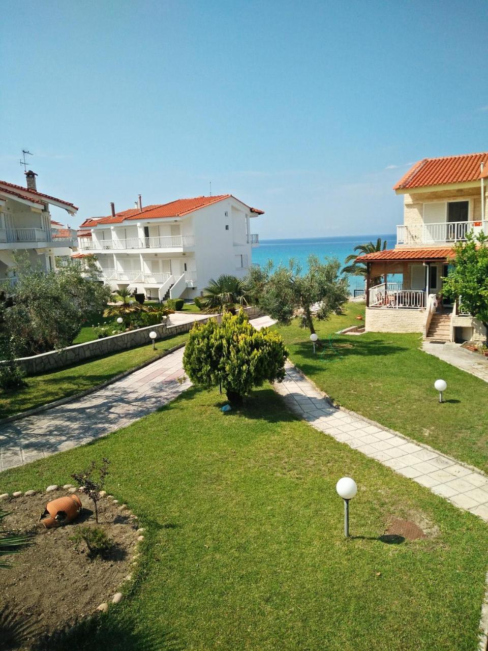 Aello Sea-Seafront Apartments Skála Foúrkas Eksteriør bilde